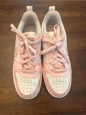 Nike Kids Pink & White Low-Top Sneakers